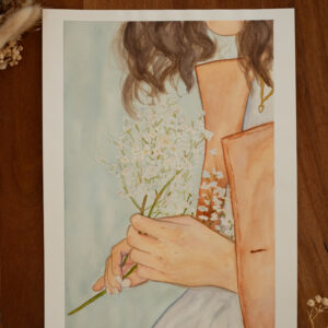 Aquarelle originale "Douceurs séchées". Dans cette oeuvre aux couleurs neutres et apaisantes, une femme tient près de son coeur un bouquet de gypsophiles séchées. Un homme à la beauté qui demeure, malgré les changements apportés par le temps.